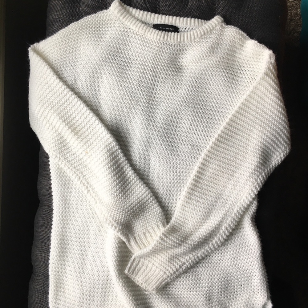White knitted sweater